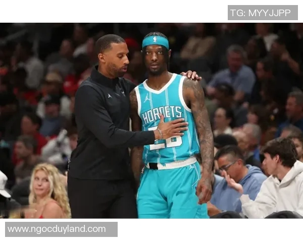 黄蜂与马刺季后赛精彩对决回顾及下载资源分享